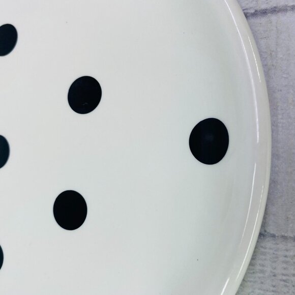 Coastline Imports White Black Polka Dots Earthenware 8" Round Plates Set of 4 - Picture 13 of 16